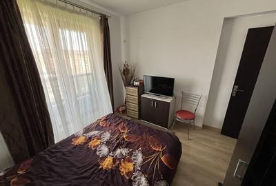 Apartament cu 2 camere decomandat în Roșu - 3