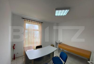 Spațiu comercial, de 16 mp, în Central - 4