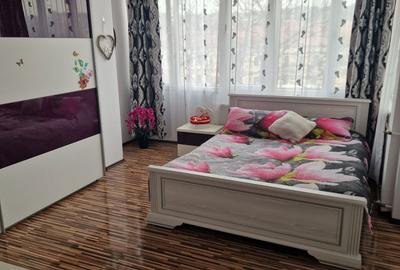 Apartament cu 3 camere semidecomandat în Central - 2
