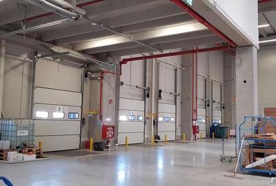 Spațiu comercial, de 2,150 mp, în Dragomirești-Vale