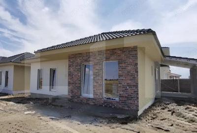 Casă cu Teren 390 Mp în Central - 3