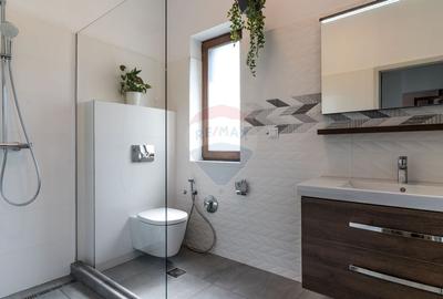 Casa moderna cu finisaje premium, zona Campului - 11