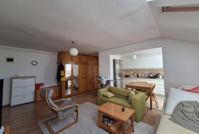 Apartament cu 3 camere semidecomandat, mobilat în Florești - 3