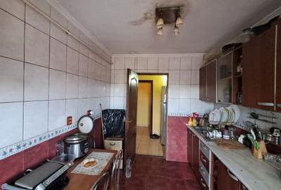 Apartament 4 camere Zona Primarie - Romarta - etaj 4/4 - 87 mp - 4