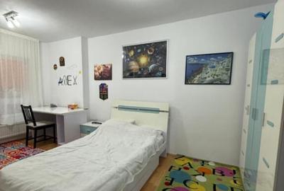 Apartament cu 3 camere decomandat în Central - 8