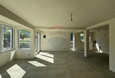 Casa spatioasa cu 5 camere in Corpadea - liniste, natura si confort - 7