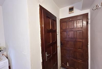 Garsonieră decomandată în Drăgășani - 8
