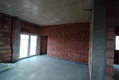 Duplex separat prin baie - toate utilitatile - proiect deosebit. - 6