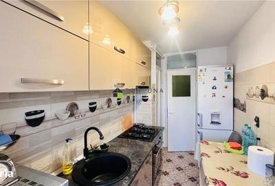 Apartament cu 3 camere decomandat în Central - 9