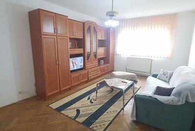 Apartament cu 2 camere decomandat în Calea Dumbrăvii - 2