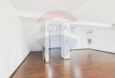 Birou, de 85 mp, în Sud - 5