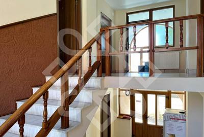 Pensiune cu 7 camere de vanzare in Baile 1 Mai - 15