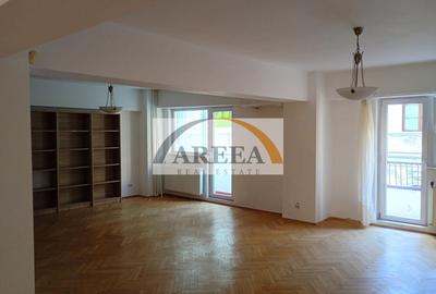 Apartament cu 4 camere semidecomandat în P-ța Universității - 1