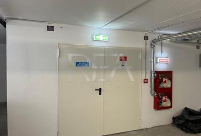 Spațiu comercial, de 1,750 mp, în Central - 11