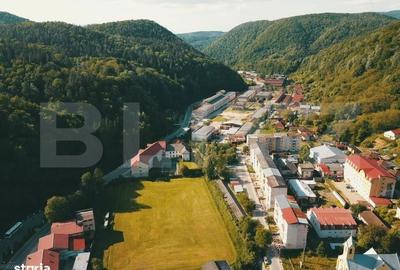 Spațiu comercial, de 1,857 mp, în Central - 4