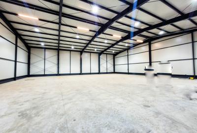 Spațiu industrial, în Periferie - 15