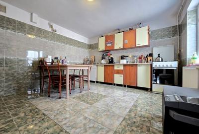 Rond Cosbuc, 71 mp, centrala proprie de apartament Rond Cosbuc, 71 mp, centrala proprie de apartament - 2