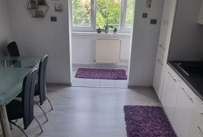 Apartament cu 2 camere decomandat în Girocului - 3