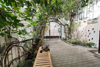 Casă individuală cu 3 camere cu Canalizare în Central - 2