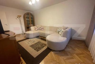 Apartament cu 3 camere decomandat în Central