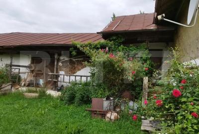 Casă cu 7 camere cu Teren 6700 Mp în Central - 2