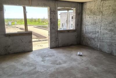 Casă cu 4 camere în Central - 2