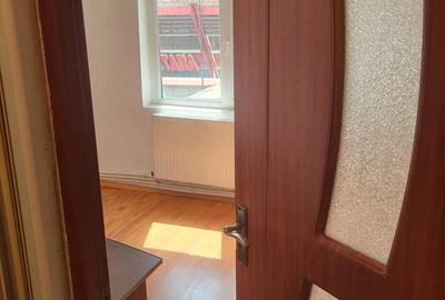 Vand apartament 2 camere - 4