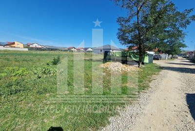 Teren Construcții intravilan de 500 mp, în Nord - 2