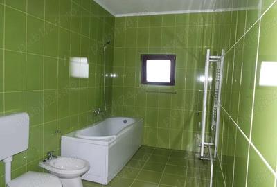 Casă cu 5 camere în Episcopia Bihorului - 4