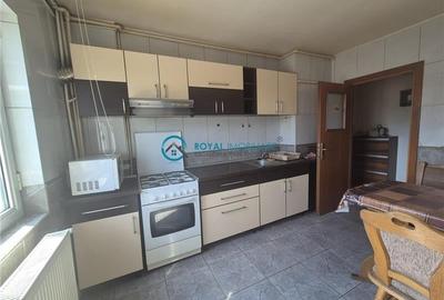Royal Imobiliare - Vanzare apartament 3 camere, zona Ultracentral - 9
