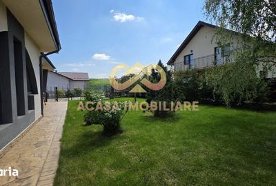 Casă cu 5 camere cu Teren 1700 Mp în Bucium