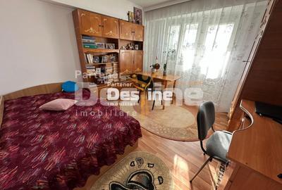 Apartament cu 3 camere decomandat, mobilat în Central - 4