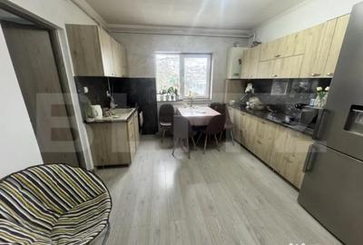 Apartament cu 2 camere decomandat în Crișeni - 4