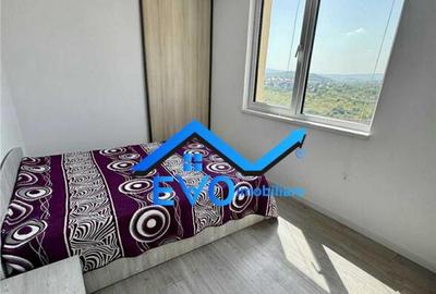 DE VANZARE, apartament 2 camere, etaj intermediar, loc de pa - 3