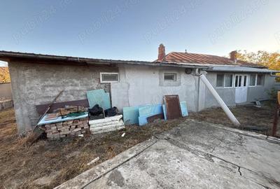 Casă cu 4 camere cu Teren 940 Mp în Răzvad - 4