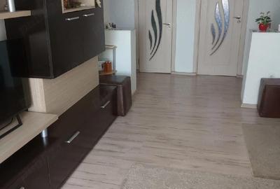 Apartament cu 3 camere decomandat în Agigea - 9