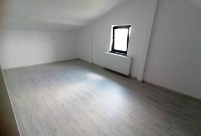 Case Individuale cu curte privată în Zona Cartierul Latin -  175000E-t - 14