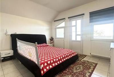 Casă individuală cu 8 camere cu Canalizare în Valu lui Traian - 5