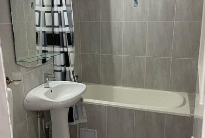 Apartament cu 3 camere decomandat în Central - 2