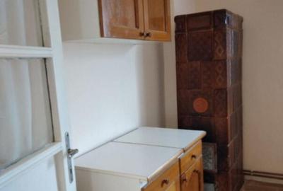 Casa 3 camere singur in curte zona Stefan cel mare (Pet Fri - 2