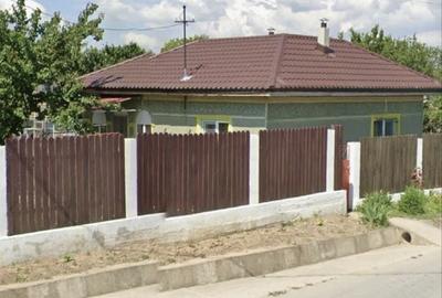 Casă cu 3 camere în Oltina