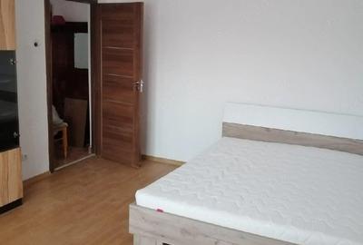 Apartament cu 3 camere decomandat în Central - 2