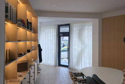 Spațiu comercial, de 89 mp, în Ultracentral