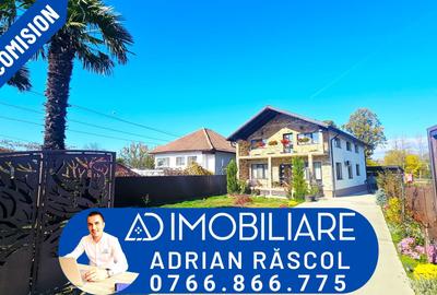 Casă cu 6 camere cu Teren 600 Mp în Drăguțești - 1