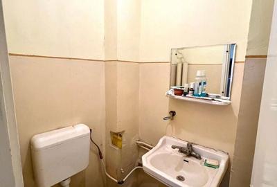 Apartament cu 4 camere decomandat în Circumvalațiunii - 1