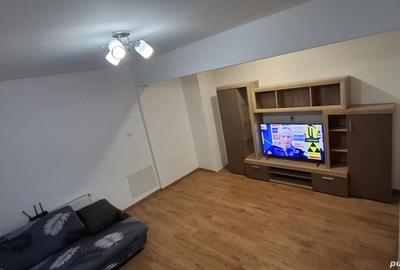 Apartament cu 2 camere decomandat în Cantemir