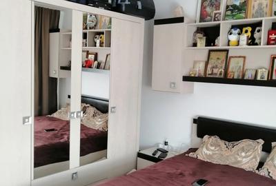 Apartament cu 2 camere decomandat în Pucioasa - 2