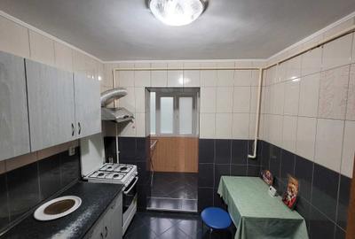 Apartament cu 2 camere decomandat în Rahova - 7