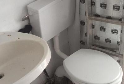 Casă cu 2 camere cu Teren 330 Mp în Central - 2