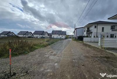 Teren de 720 mp, în Lisaura - 6